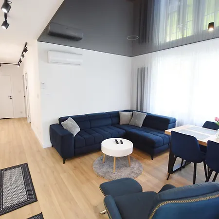 Salt Island Apartament * 코워브제크