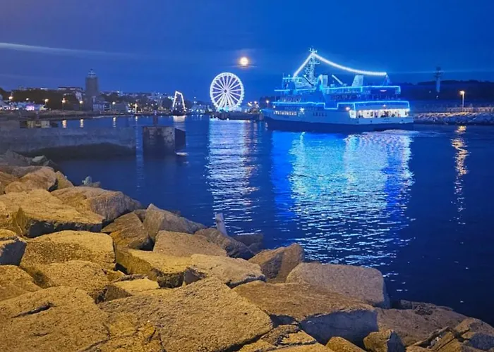 아파트 Salt Island Apartament 코워브제크