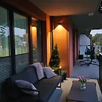 Salt Island Apartament Apartman *