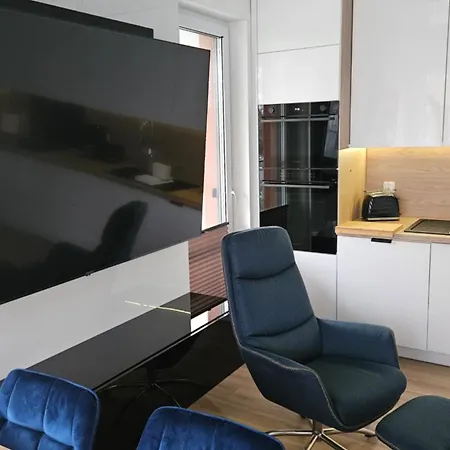 アパート Salt Island Apartament コウォブジェク